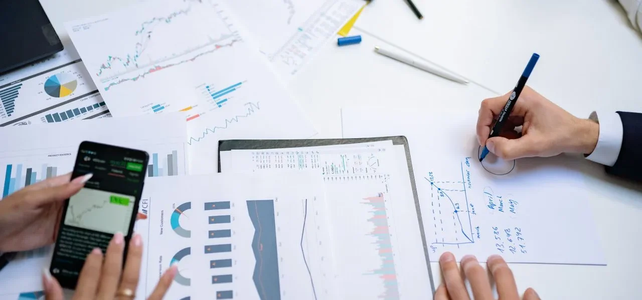 How Mortgage Advice Firms Can Grow Without Losing Control of Service How Mortgage Advice Firms Can Grow Without Losing Control of Service
