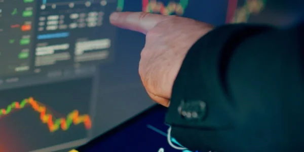 What Is Copy Trading and How Does It Work? What Is Copy Trading and How Does It Work?