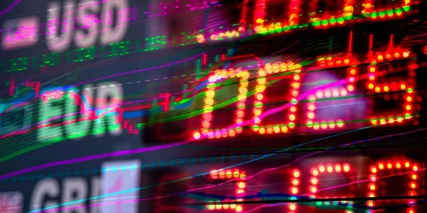 What Is Drawdown in Forex Trading and How to Manage It What Is Drawdown in Forex Trading and How to Manage It